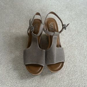 CORK BEIGE WEDGE SANDAL